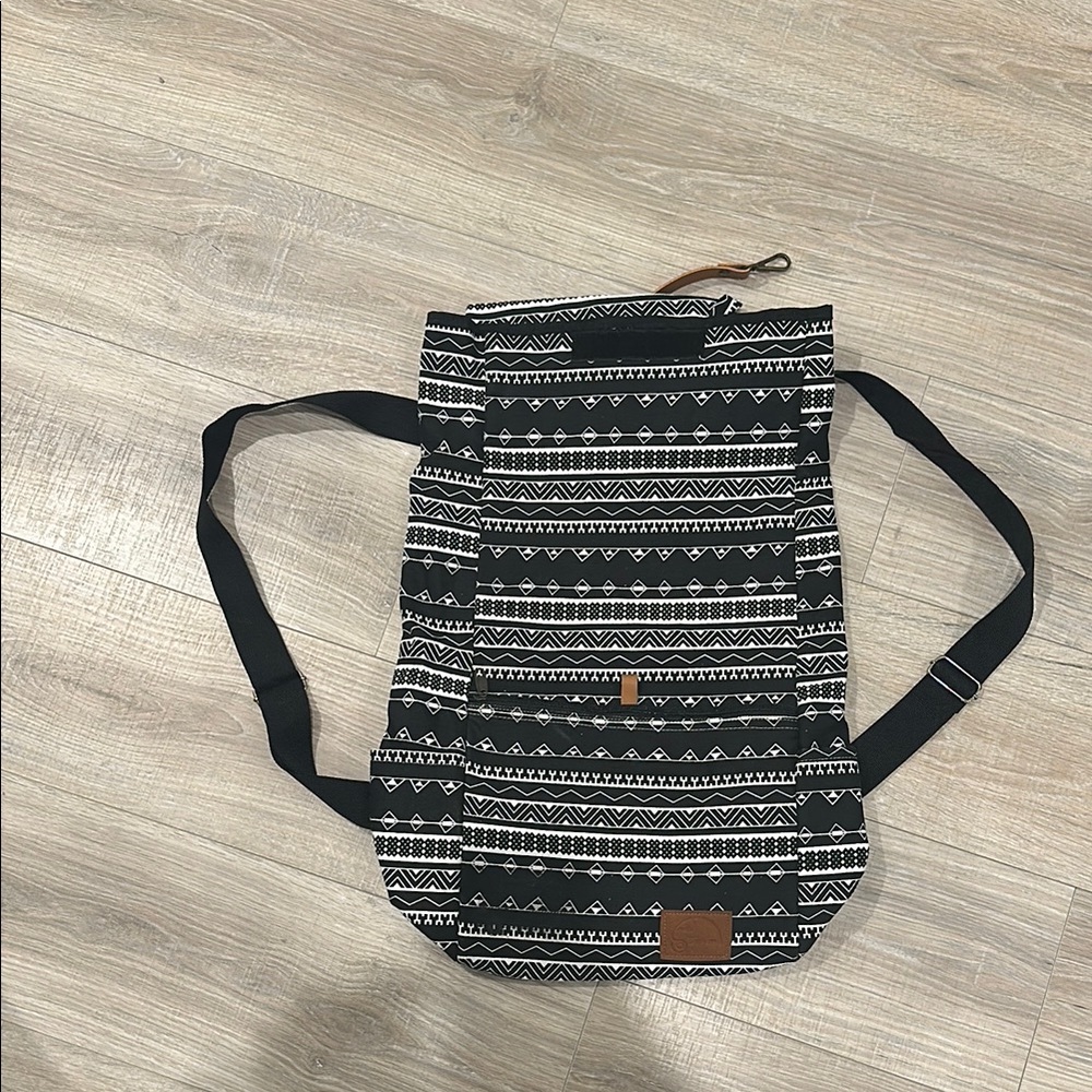 Tribal Pattern Backpack - image 4